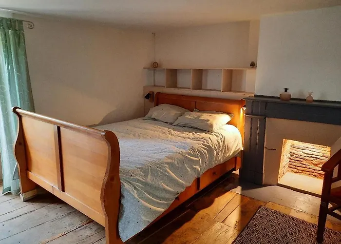 Semesterbostad Authentique Maison De Dordogne La Maison De Maitre Saint-Mesmin (Dordogne)