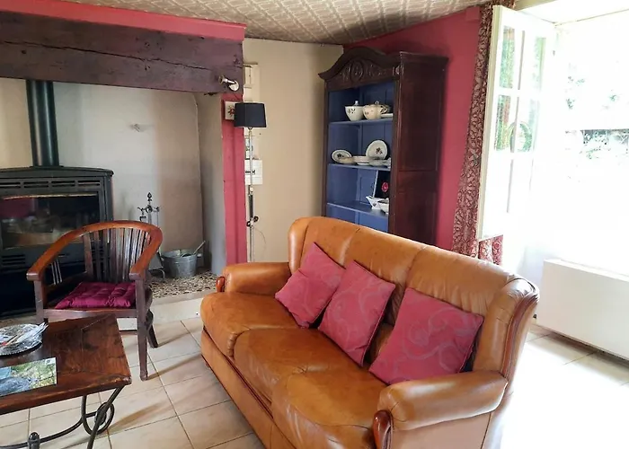 Semesterbostad Authentique Maison De Dordogne La Maison De Maitre Saint-Mesmin (Dordogne)