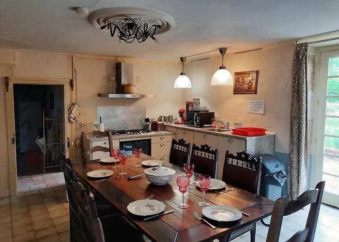 Semesterbostad Authentique Maison De Dordogne La Maison De Maitre Saint-Mesmin (Dordogne)